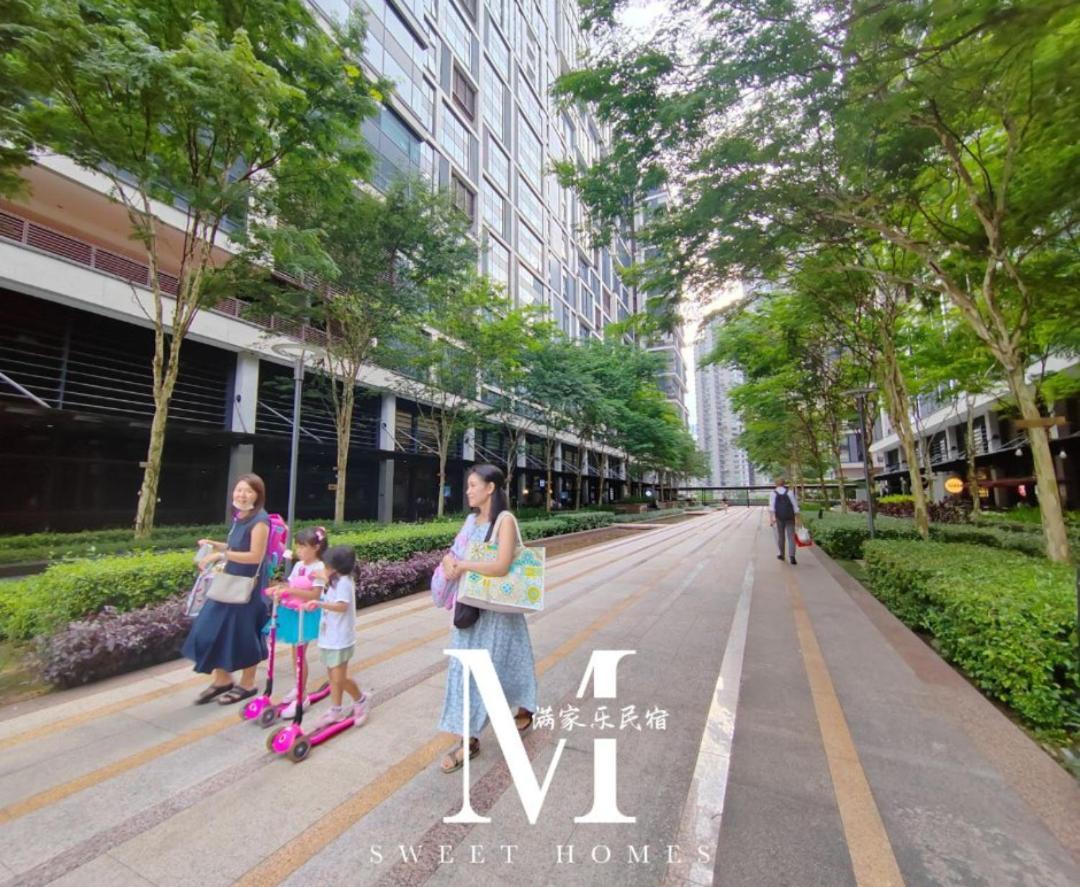 Mont Kiara Cozy 2 #2bedroom With Balcony #arcoris Kuala Lumpur